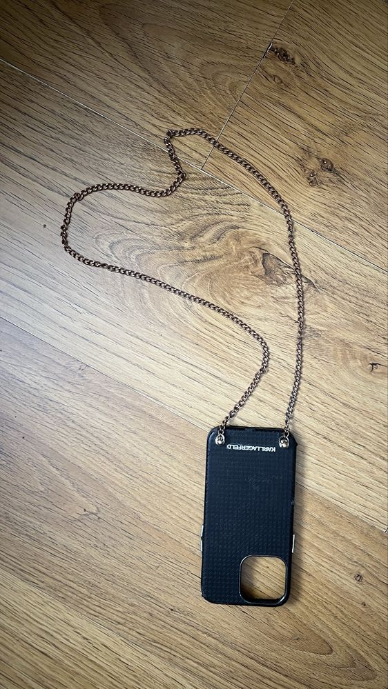 Case Karl Lagerfeld iPhone 13 Pro czarne z łańcuszkiem