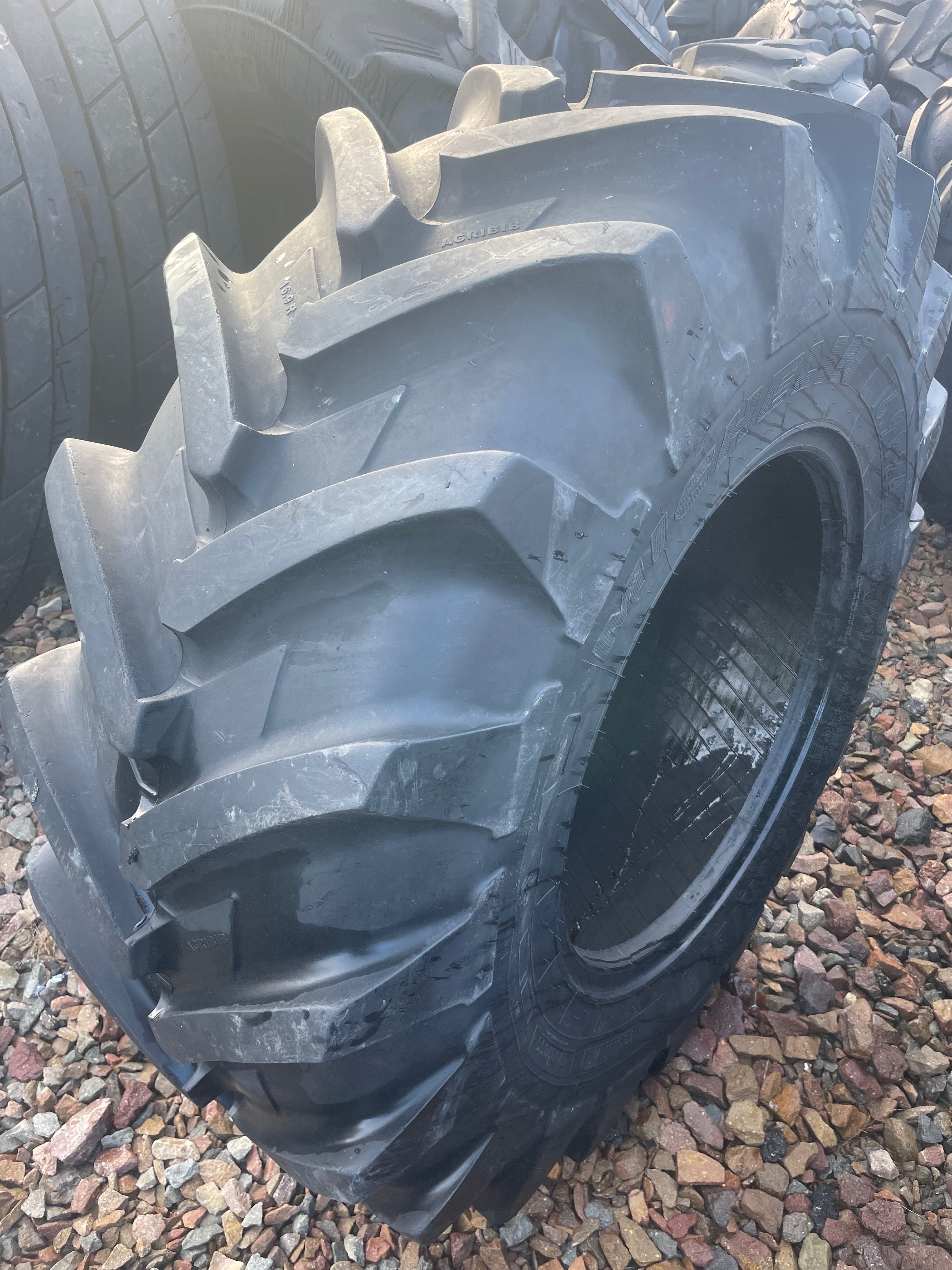 Opona Michelin 16.9r24 16.9-24 16.9/24
