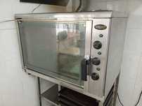 Forno Unox com estrutura e 21 Tabuleiros