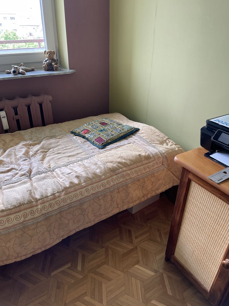Zestaw mebli mlodziezowych lita sosna wybarwiona