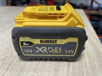 Dewalt FlexVolt 6.0Ah / вживана акумуляторна батарея Девольт 2021 рік