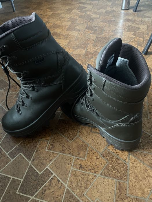 Продам зимові берци фірма YDS 42 розмір