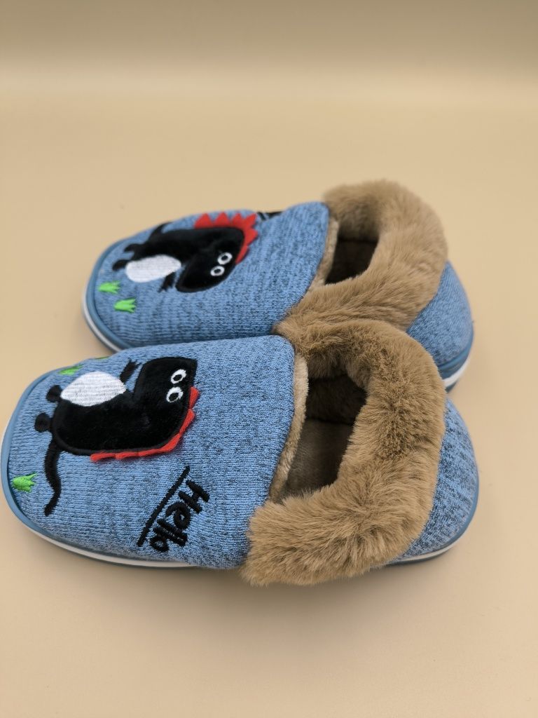 Kapcie dla dziecka rozmiar 30-31 wkładka 18 cm