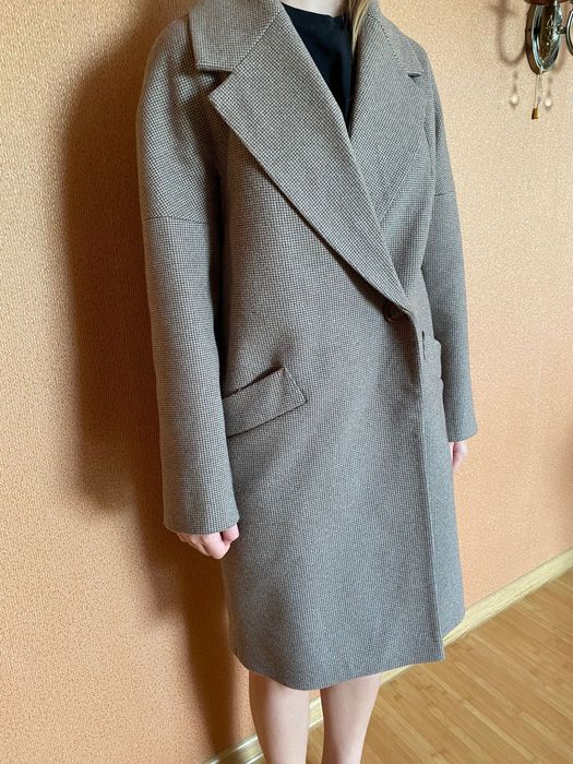 Пальто для дівчинки