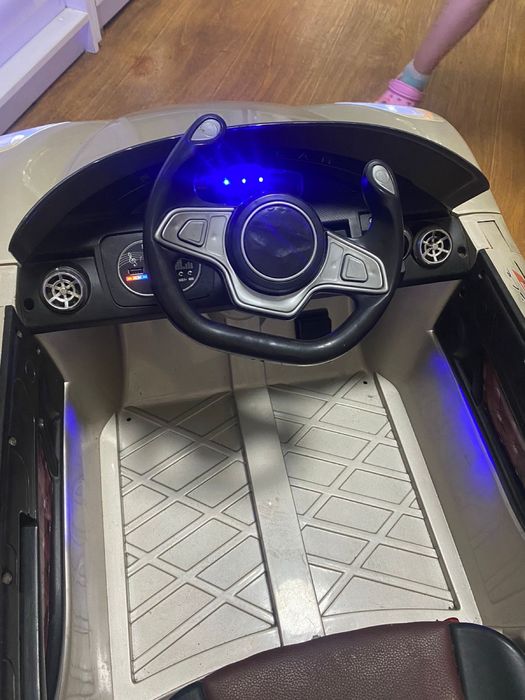 Детское авто на акумуляторе