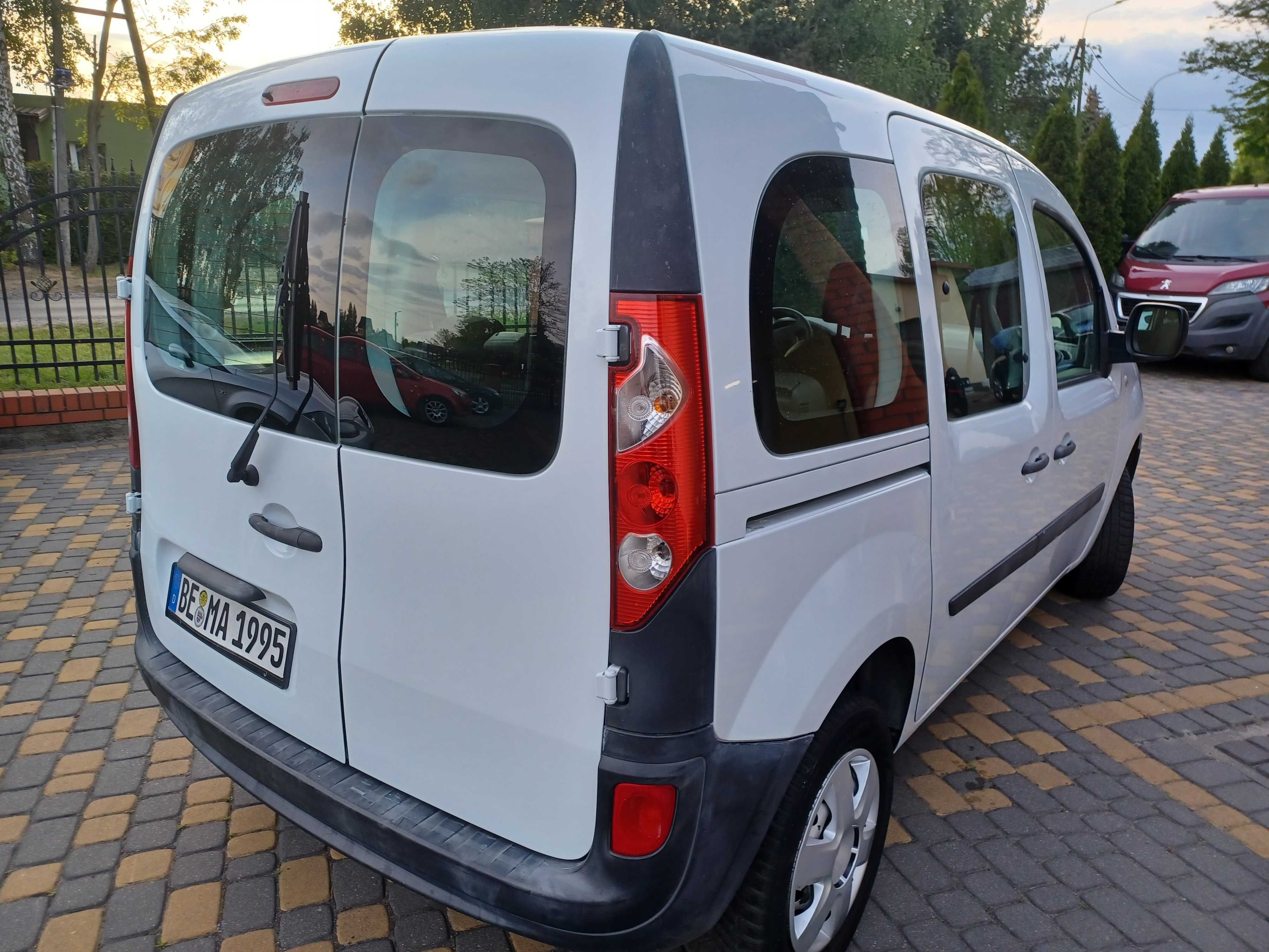 Renault Kangoo 1.6 benz 5-osob klima elektryka z Niemiec