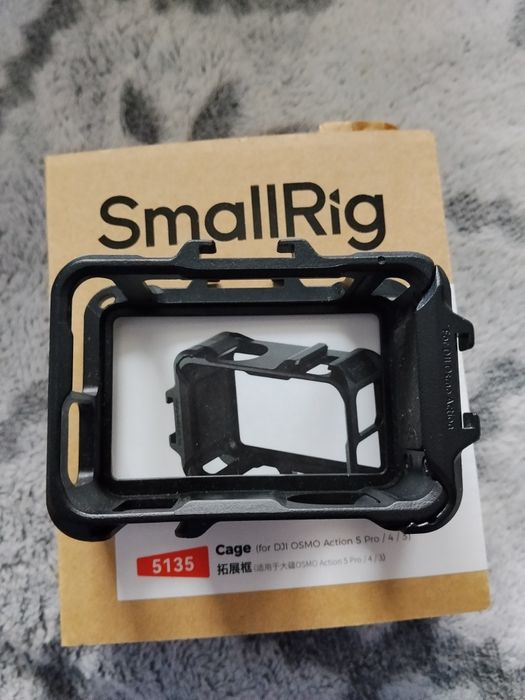 Ramka Smallrig z boczną klapką do Dji Osmo Action 5 pro / 4 / 3