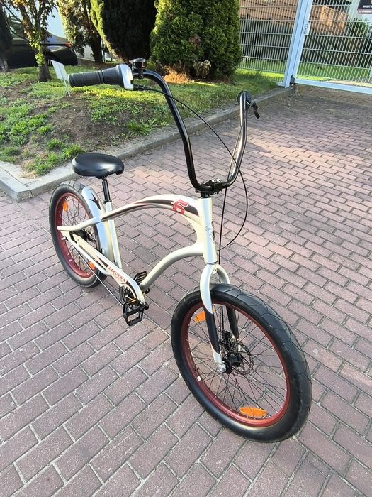 Nowy rower Electra Fast 5 Cruiser na Nexus 8 Straight 8