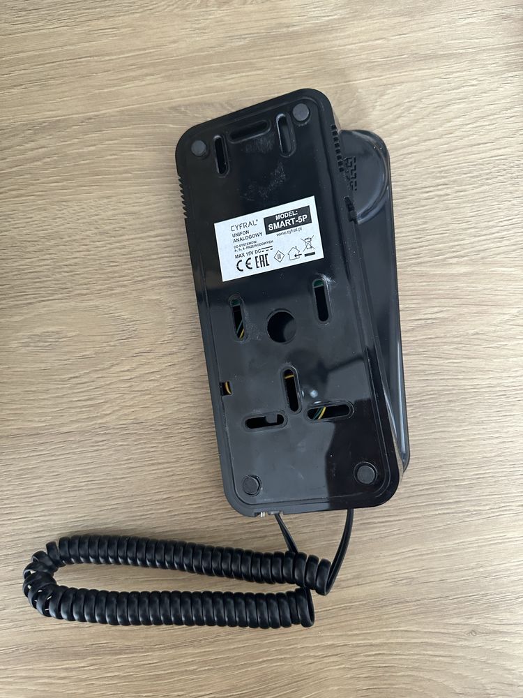 Unifon domofon 4,5,6-żyłowy Cyfral Smart 5P czarny