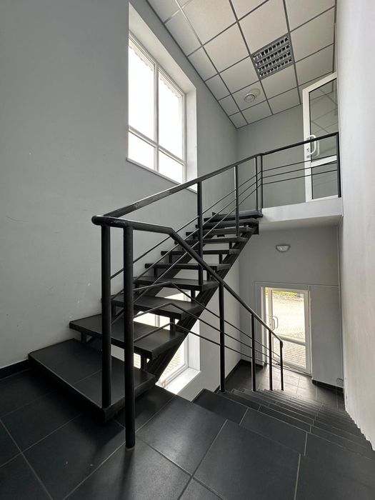 Комерційний комплекс у м. Нововолинськ!