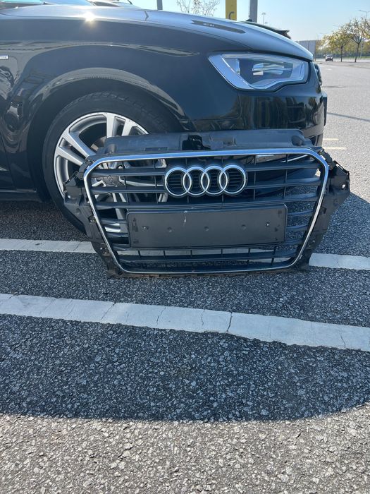 Grelha Audi a3 2014