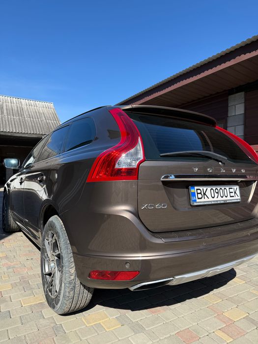 Volvo XC60 2014 року