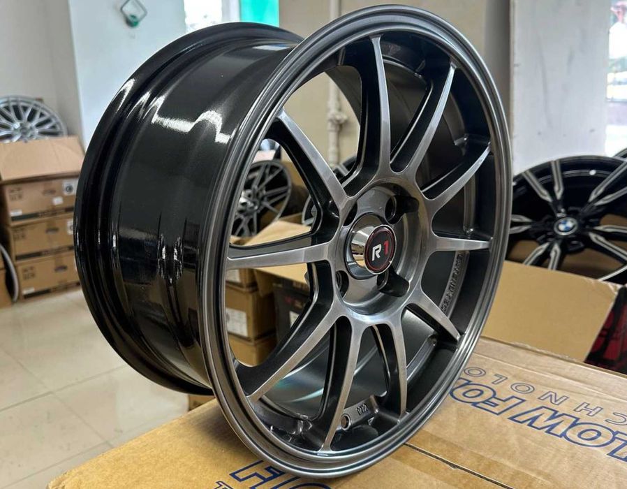Нові диски R15 4*100 / Шоурум