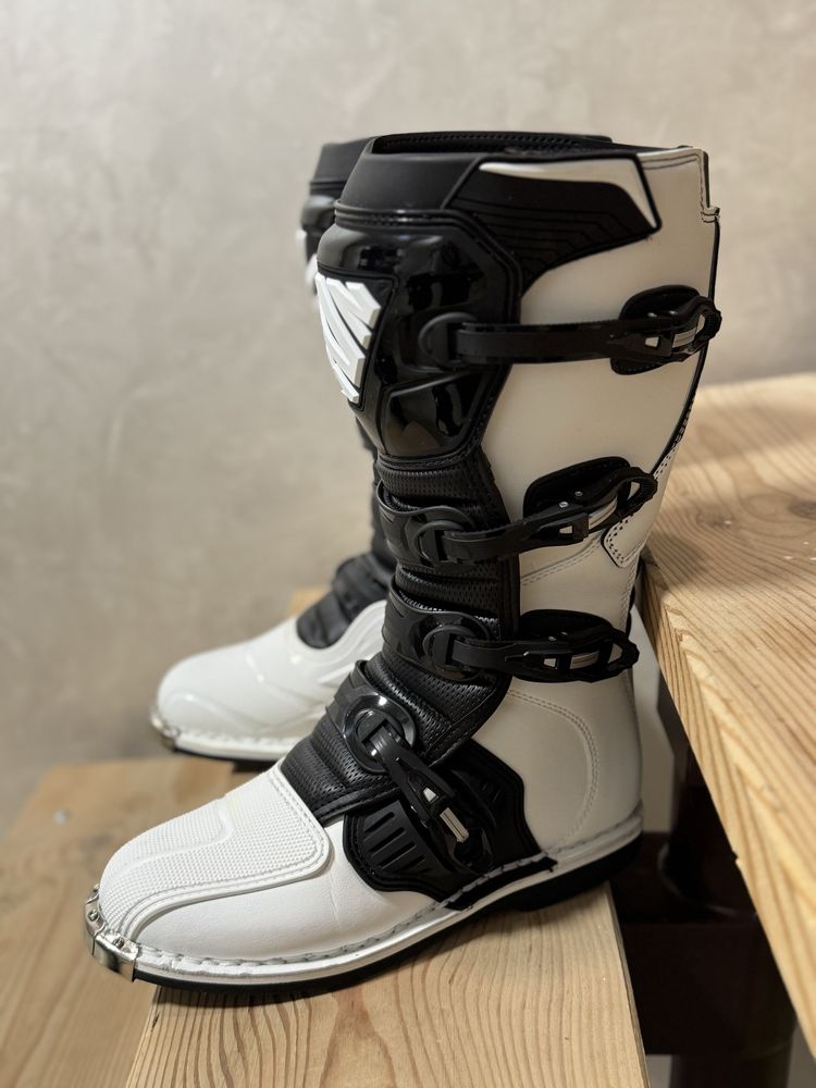 Кросові мотоботи Raven Trooper 45