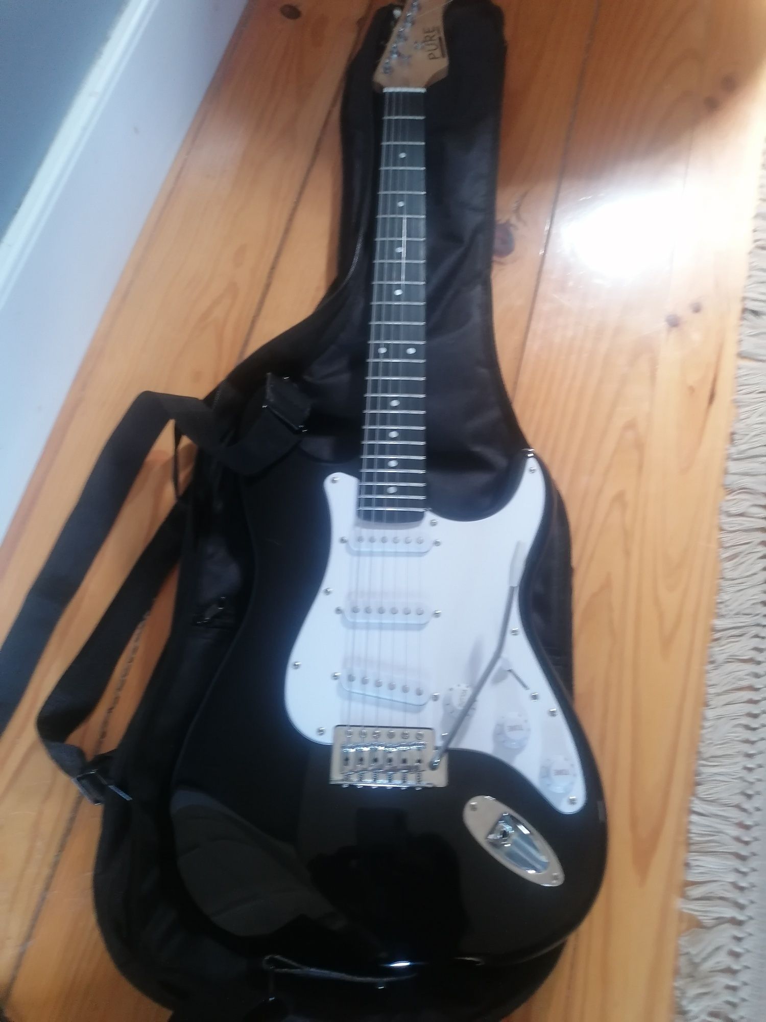 Guitarra elétrica