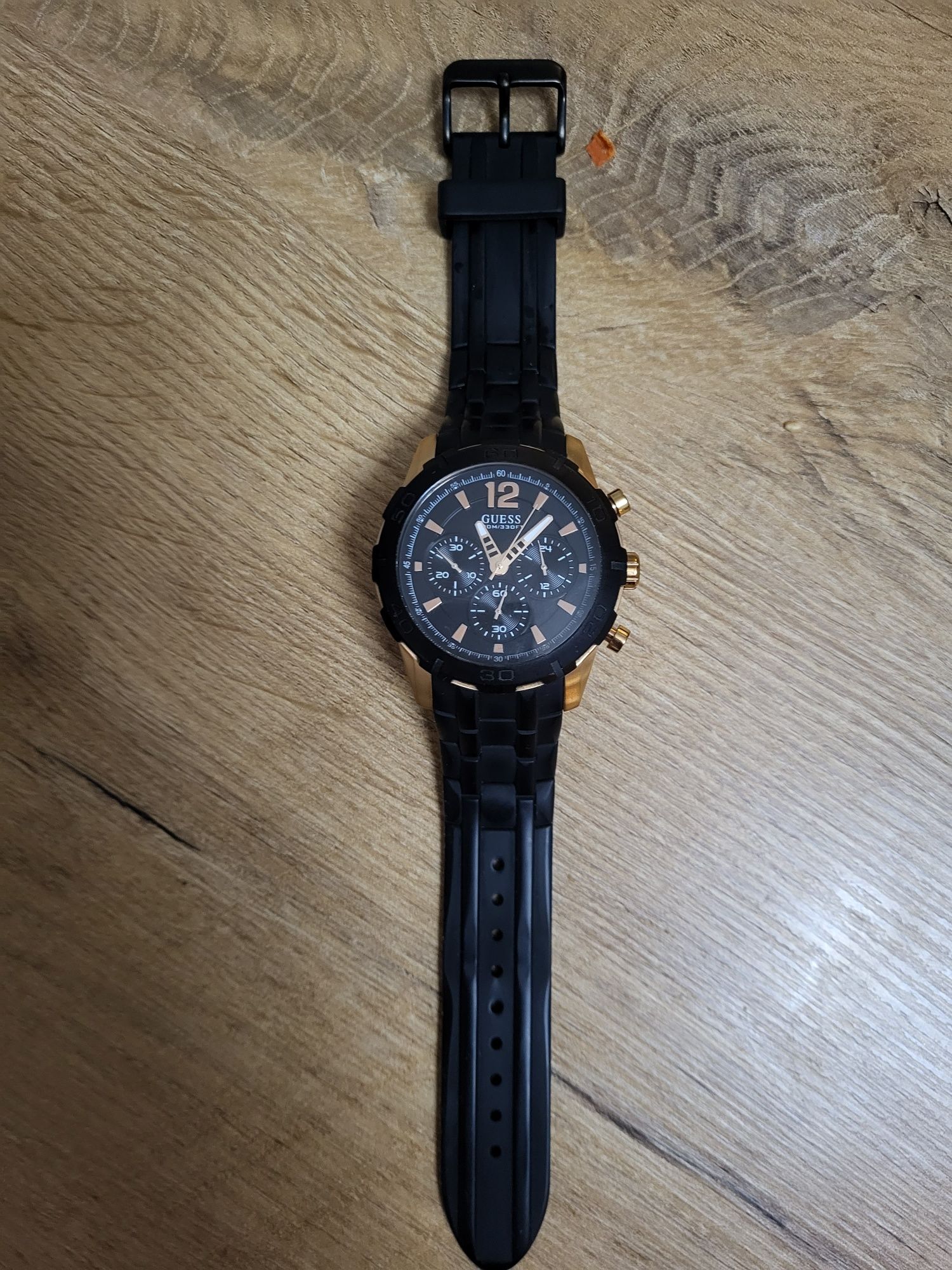 Zegarek GUESS w bardzo dobrym stanie ORGINALNY