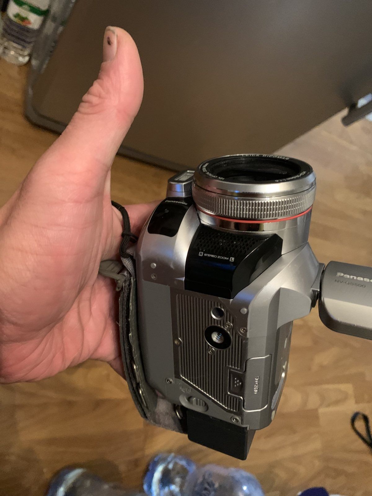 Цифровая видеокамера Panasonic 3ccd