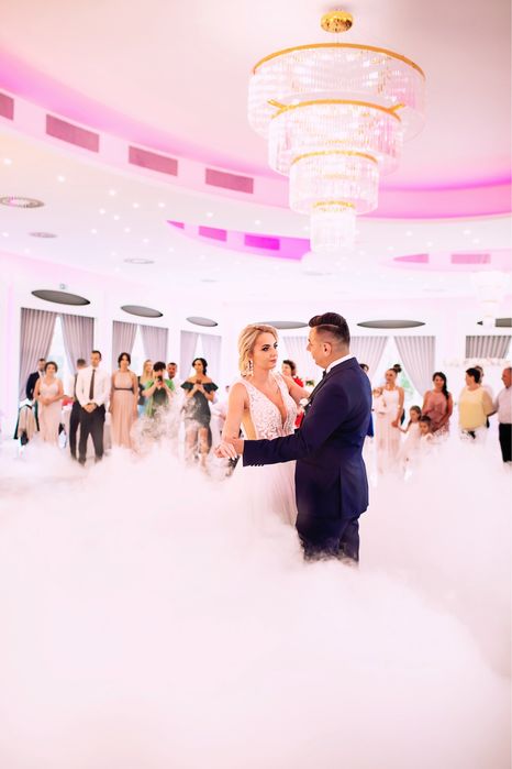 Angielska budka telefoniczna telefon życzeń fotobox fontanny iskier