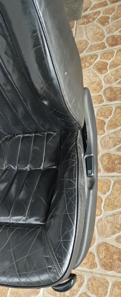 Fotele Audi A8 D2