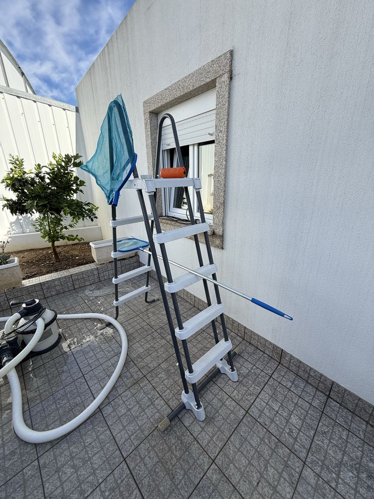 Picina intex 5,5 m por 2,7 m e 1,3 m altura
