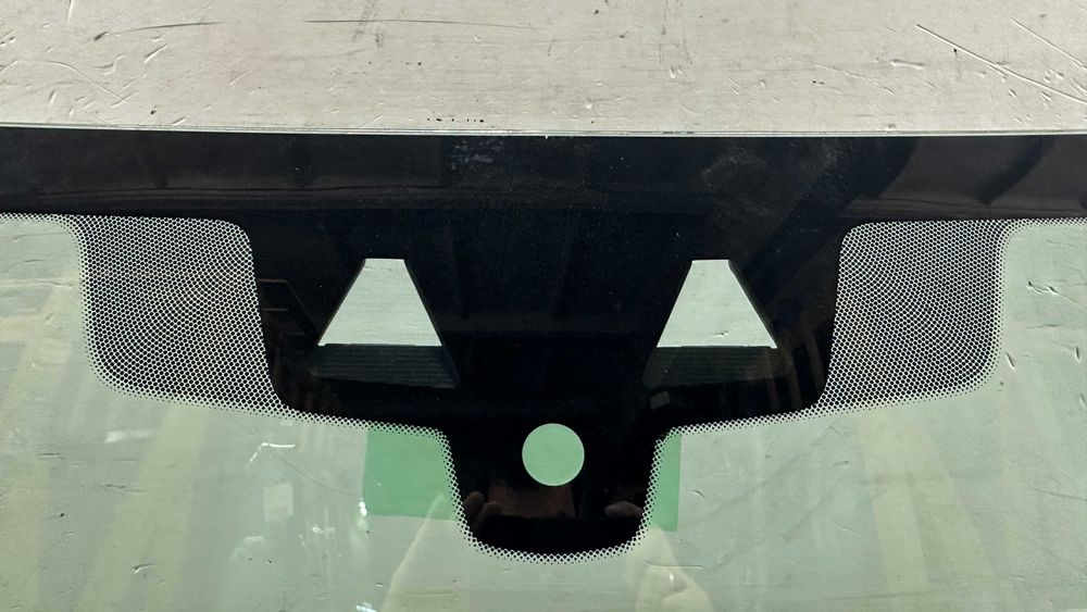 Скло BMW 5 G30 (2016- ) лобове скло , стекло ветровое  HUD