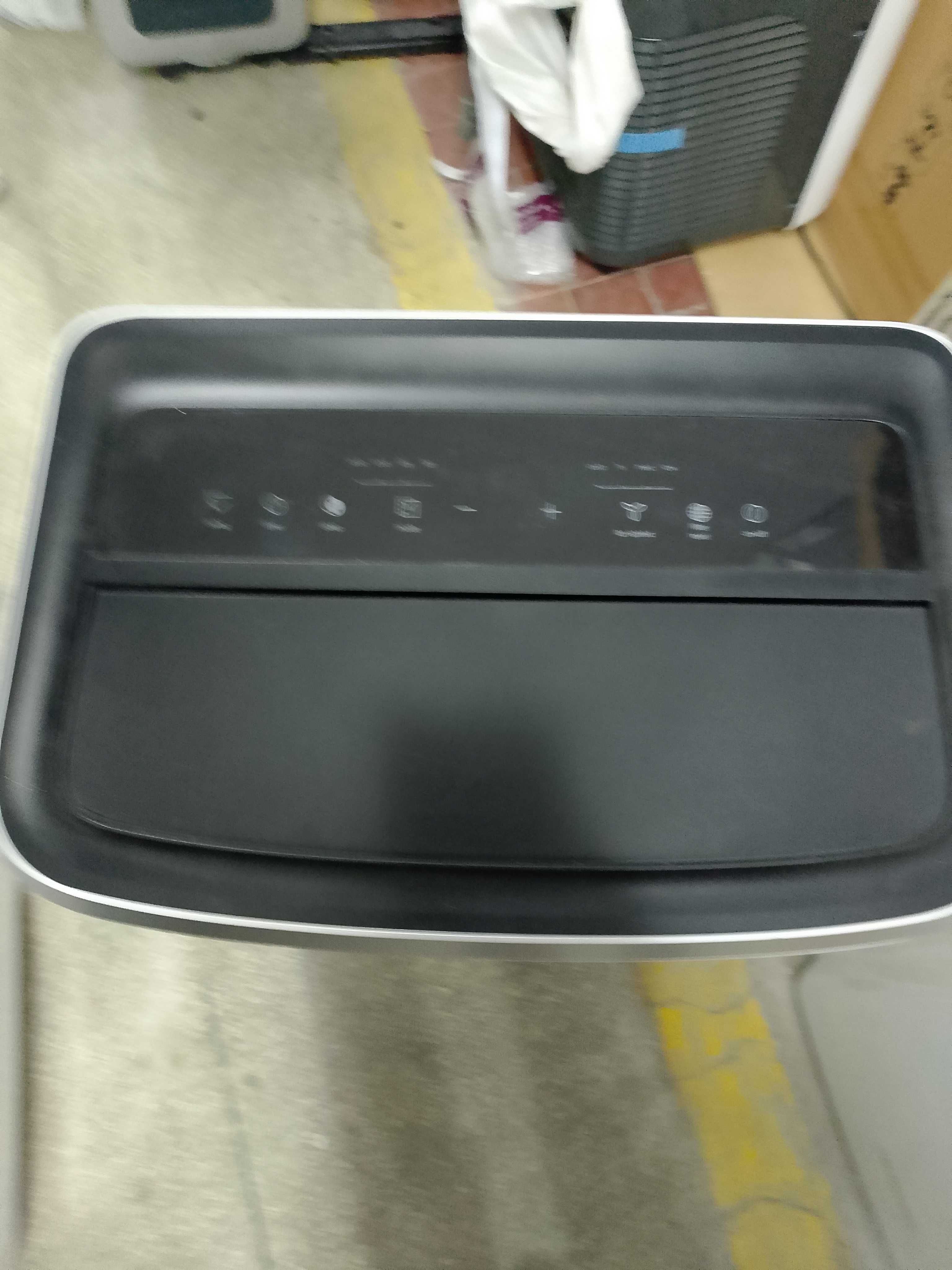 Klimatyzator przenośny Electrolux EXP34U338CW stan bdb Odbiór osobisty