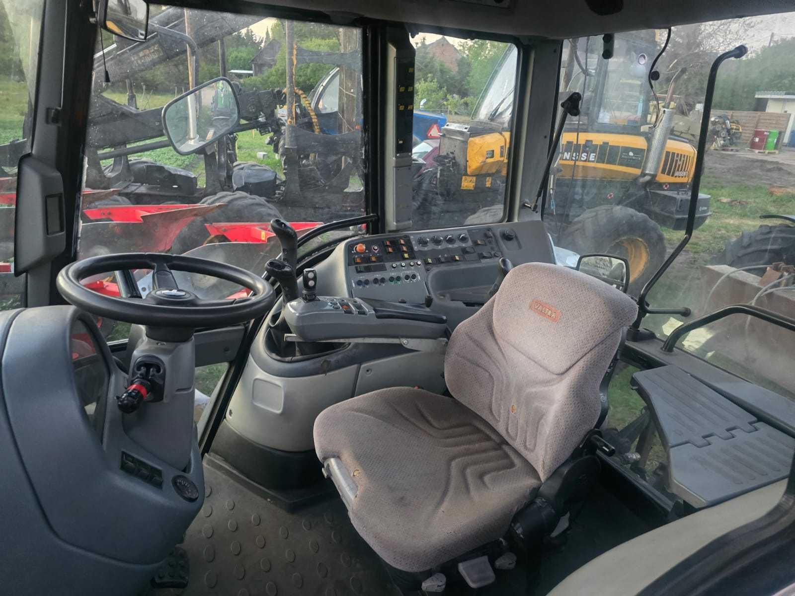 SPRZEDAM Ciągnik Valtra 140