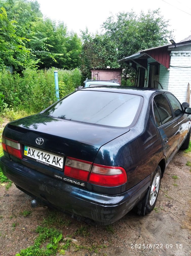 Тайота Каріна Е 1,6