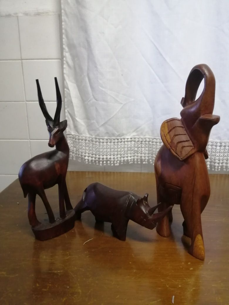 Peças em madeira