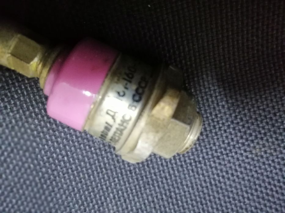 Продам диод силовой 160-161-9-4