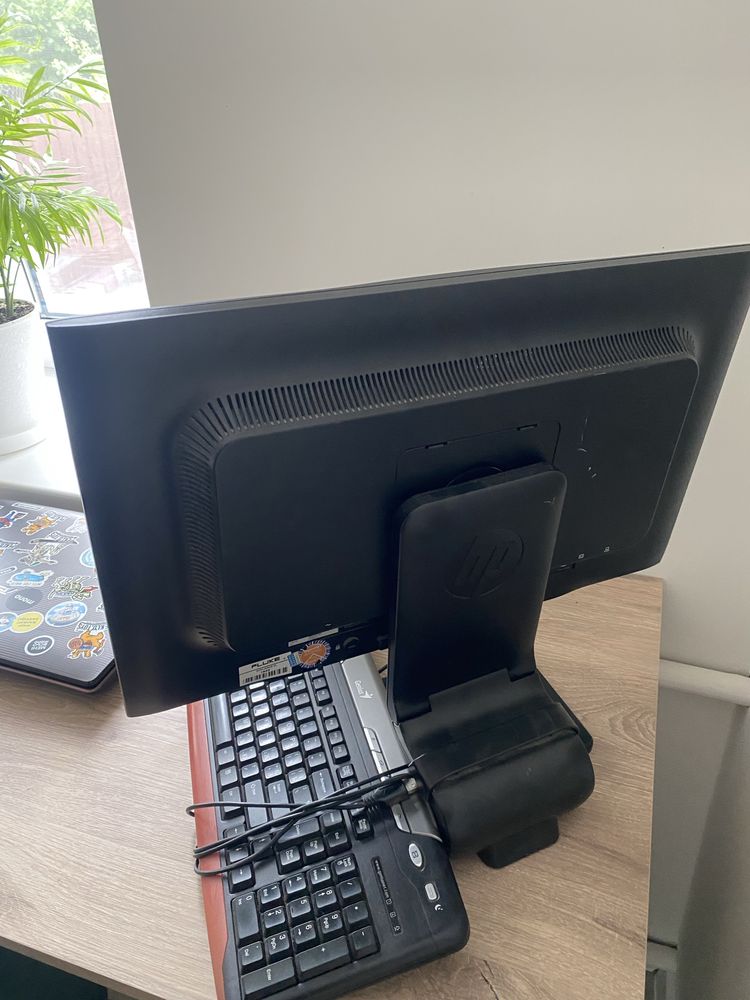 Монітор HP 2206xc