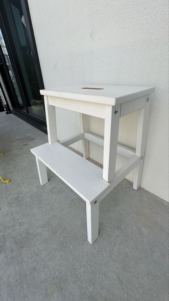 Escadote Ikea Branco