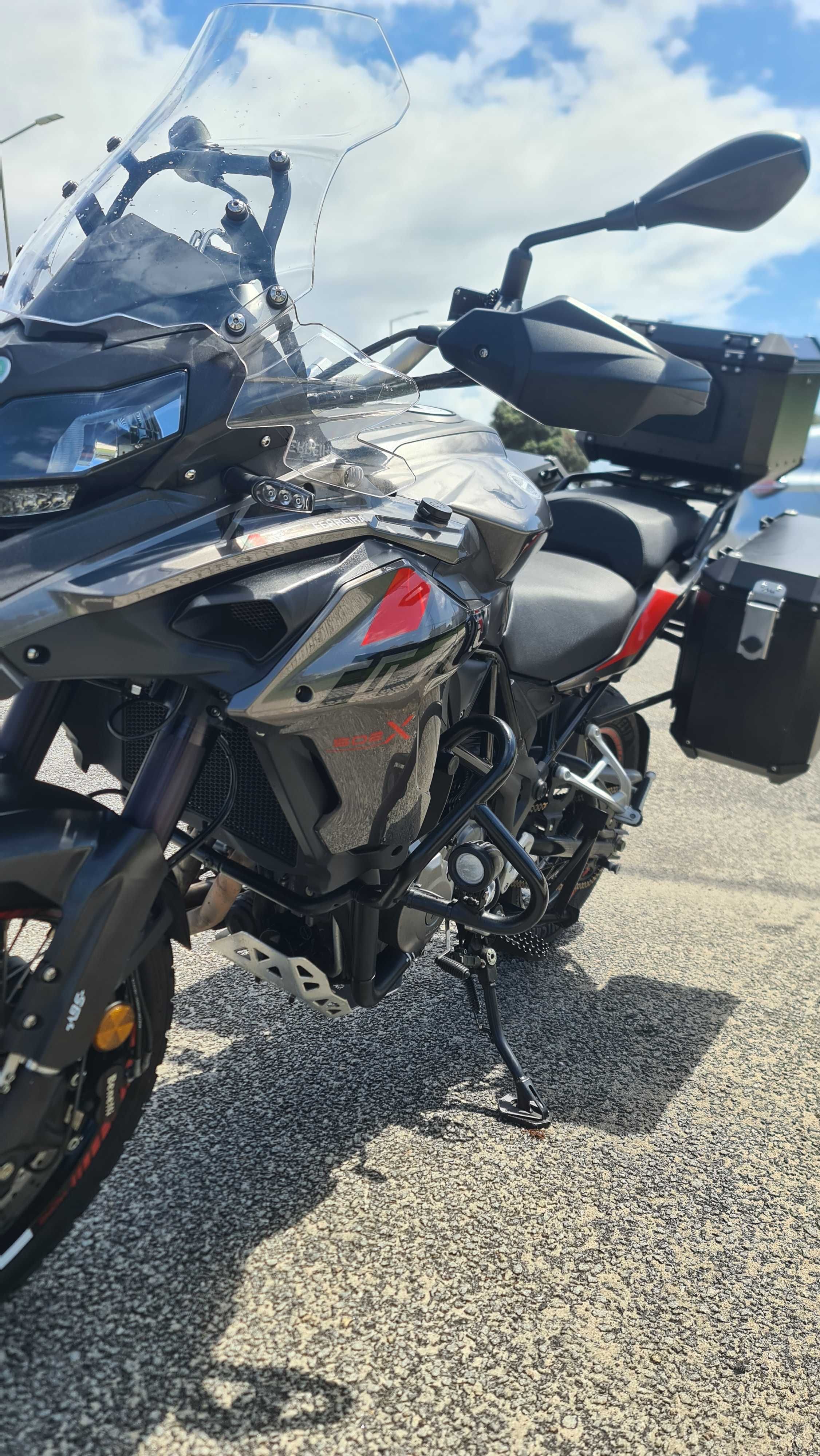 Benelli TRK 502X