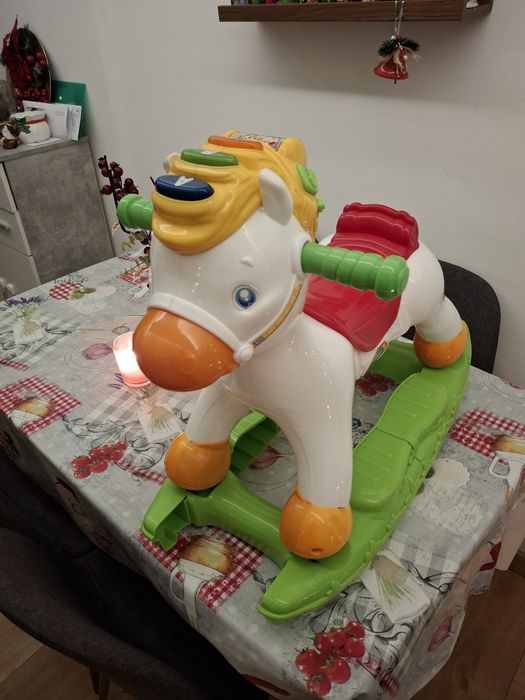 Cavalinho Clementoni como novo