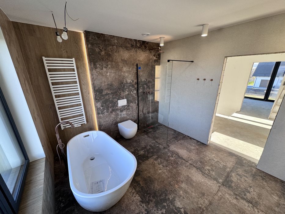 Wykończenia wnętrz/usługi remontowe