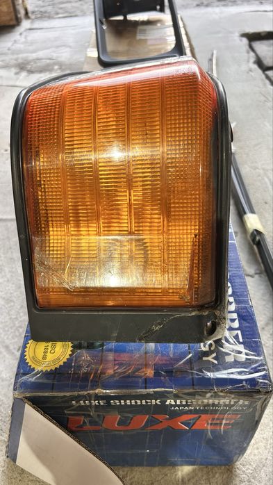 Запчастини Mitsubishi L300