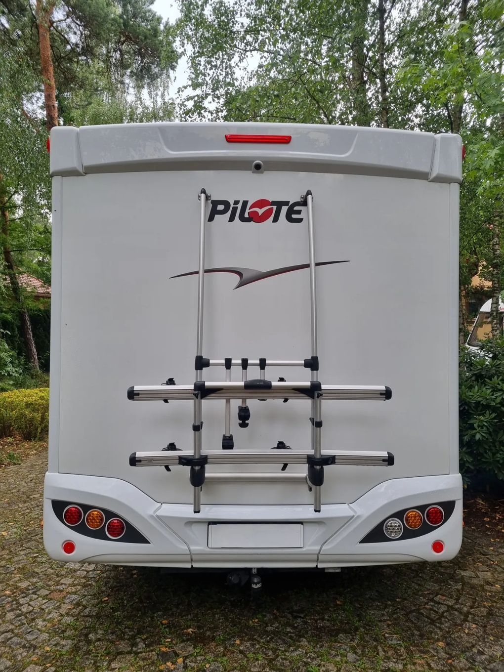 PILOTE Fiat Ducato 740G Essentiel  Kamper Zimowy Integra Salon PL FV23% Bezwypadkowy