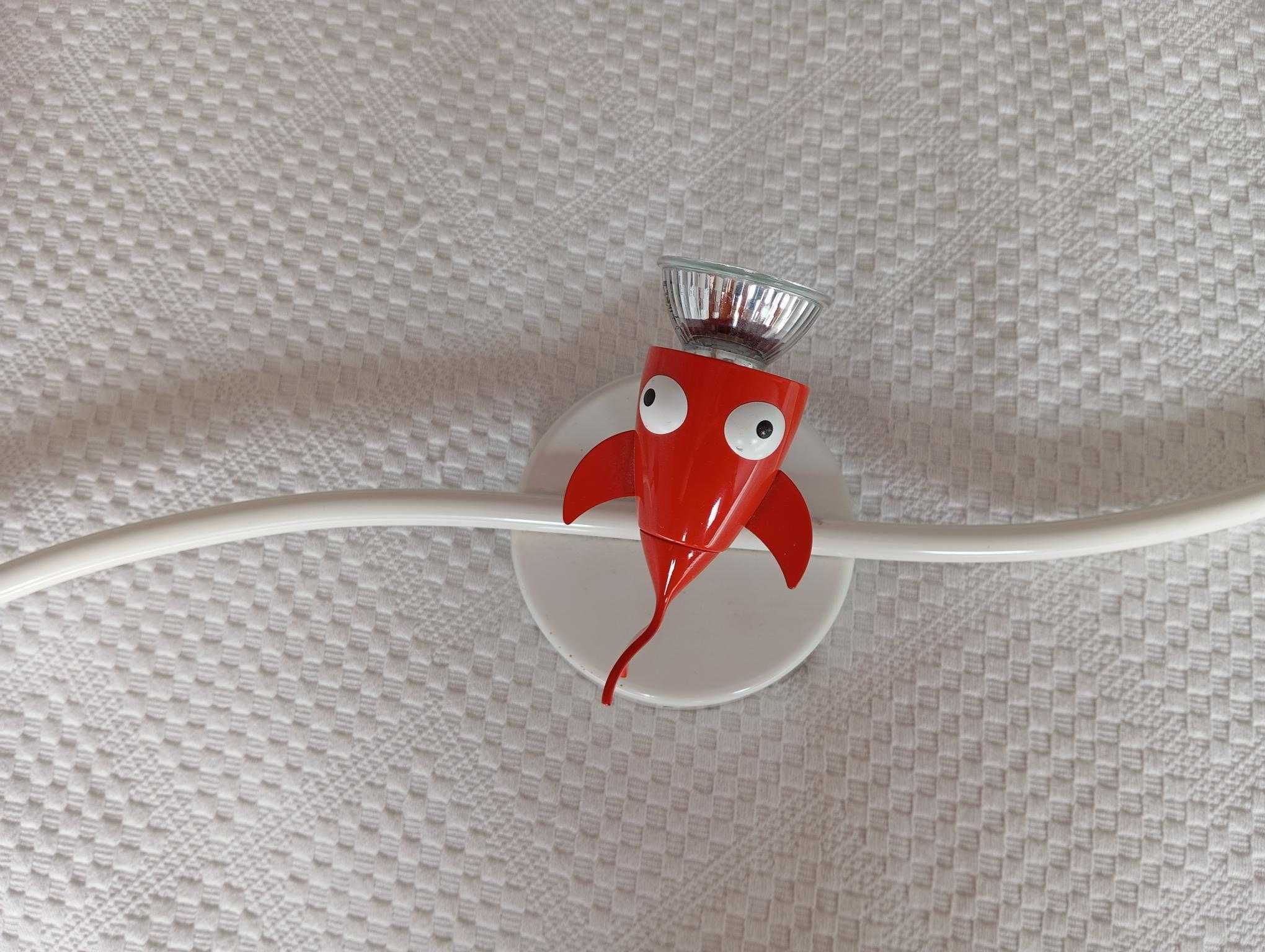 Candeeiro de teto para quarto de criança