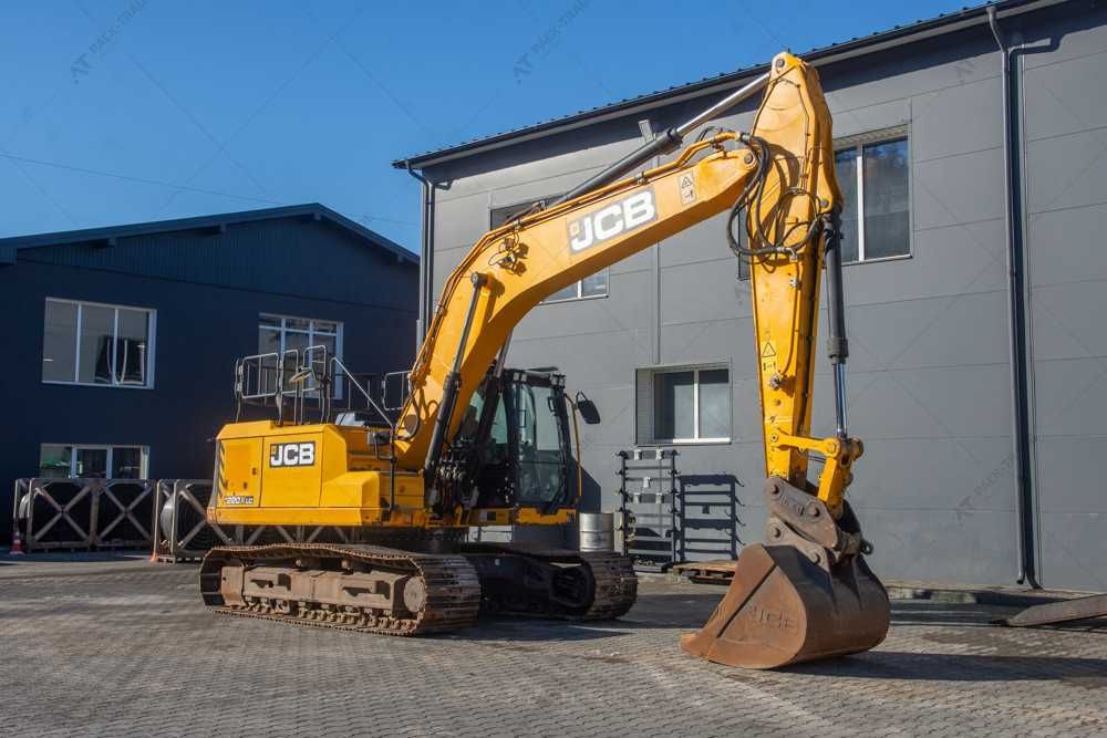 Гусеничний екскаватор JCB JS220X 2018 р. 129 кВт. 10233 м/г.