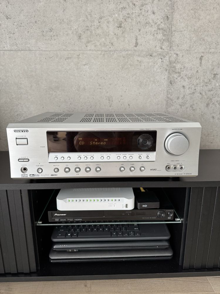 Amplituner Onkyo TX-SR503E