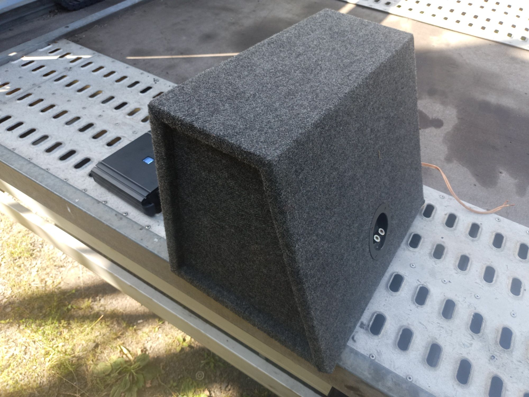 Subwoofer JL Audio USA + Wzmacniacz Alpine Stan Bdb