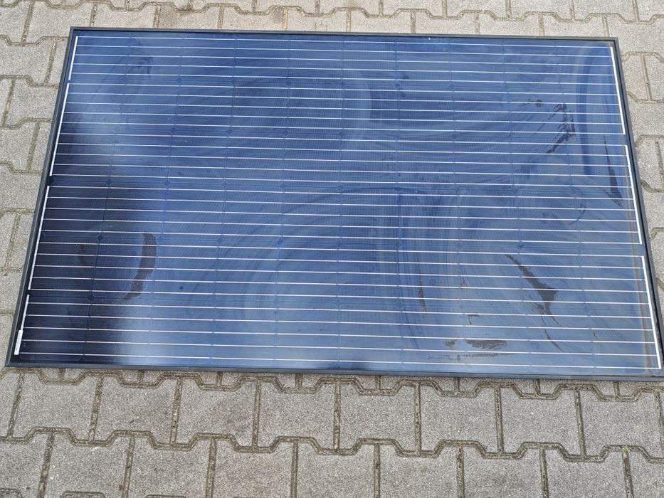 Azo Panel fotowoltaiczny monokrystaliczny Kingdom Solar KD-M310-6