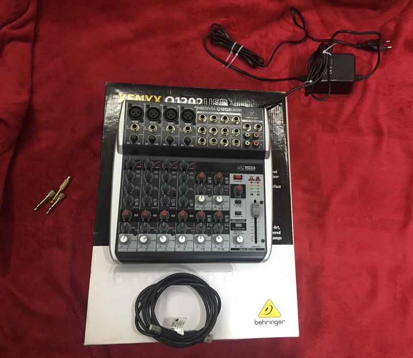 Mikser Behringer Xenyx Q1202 USB