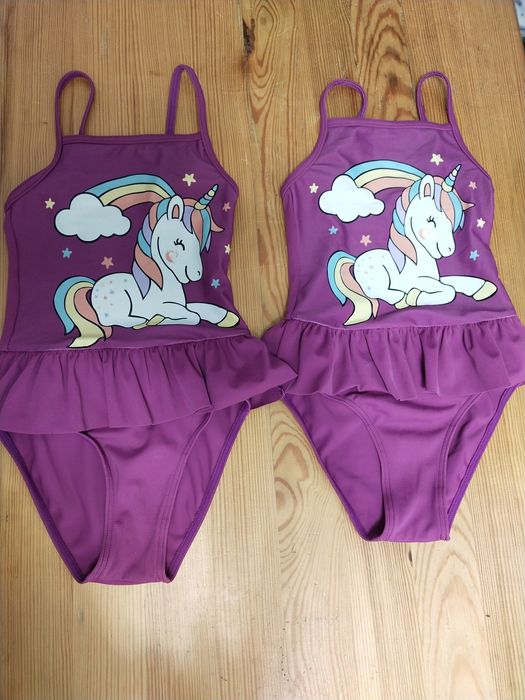 Dwa śliczne stroje kąpielowe dla dziewczynki z jednorożcem z falbanką