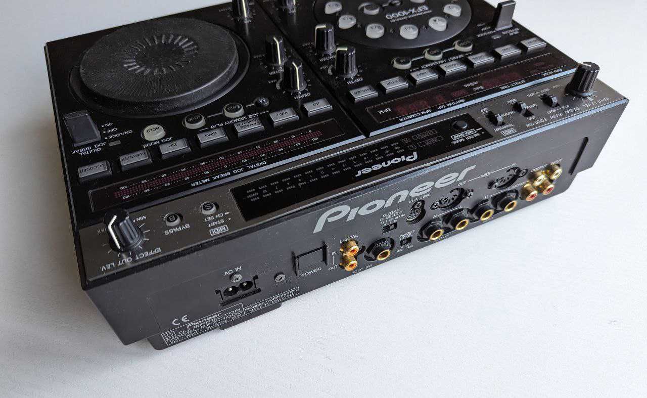 DJ эффектор Pioneer EFX-1000
