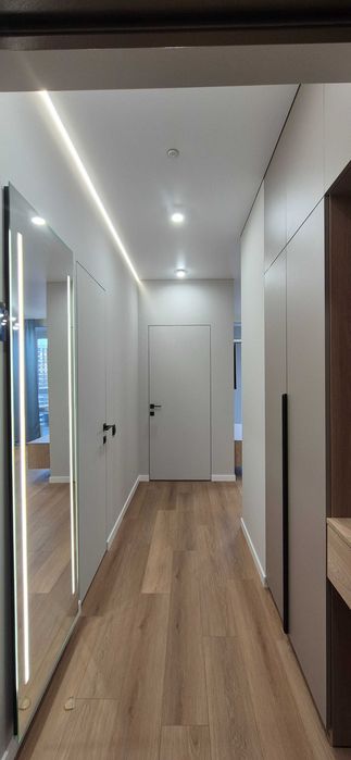 Продам квартиру в ЖК Варшавський 2