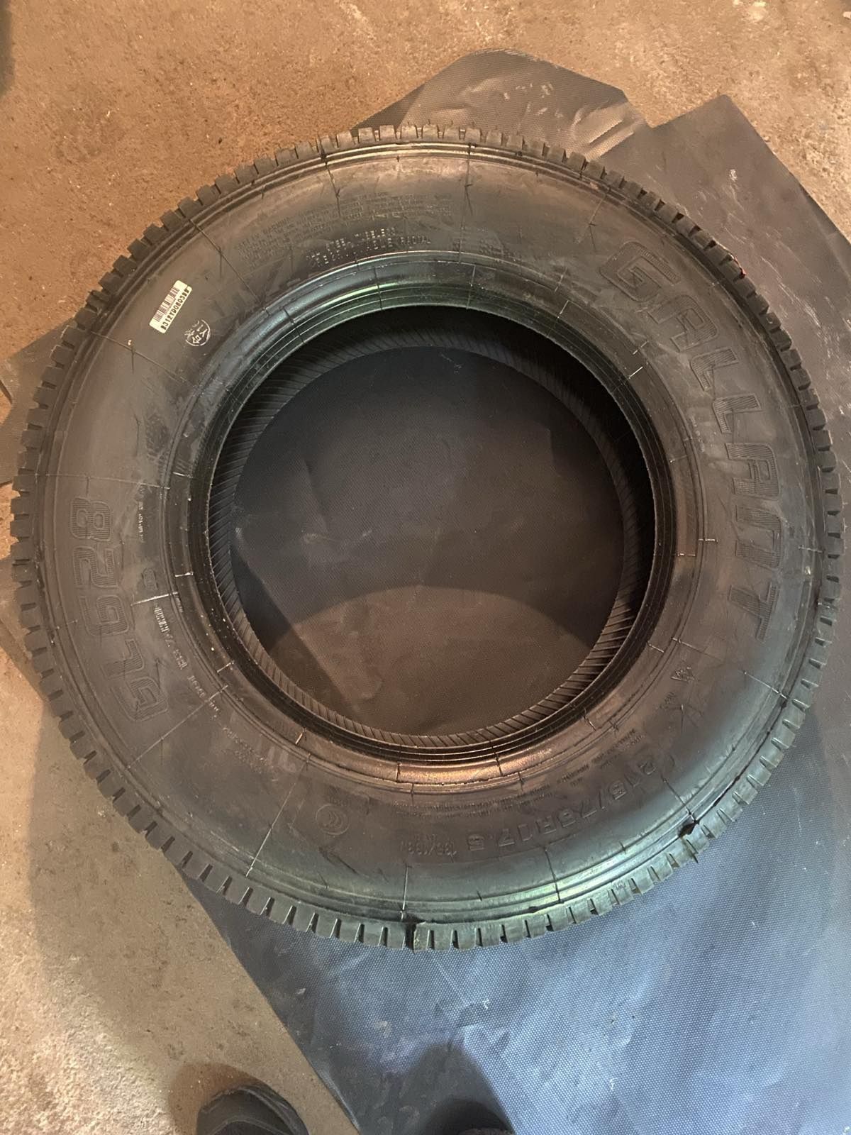 Продам шини гуму,покришки,колеса 215/75/R17.5