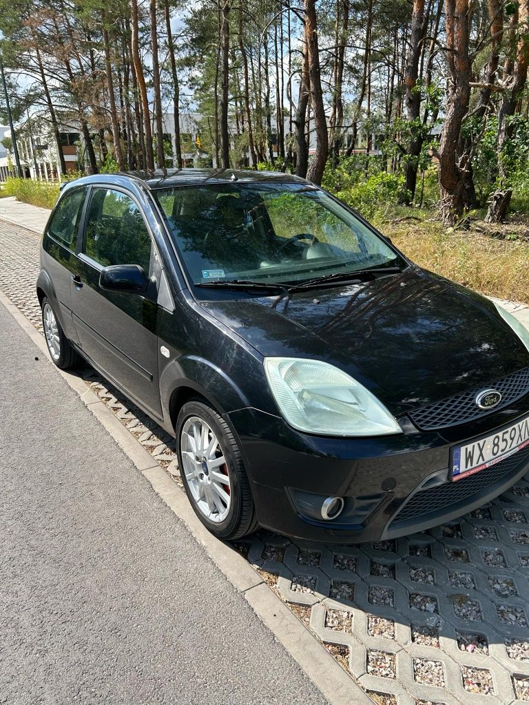 Ford Fiesta St 2.0 150km