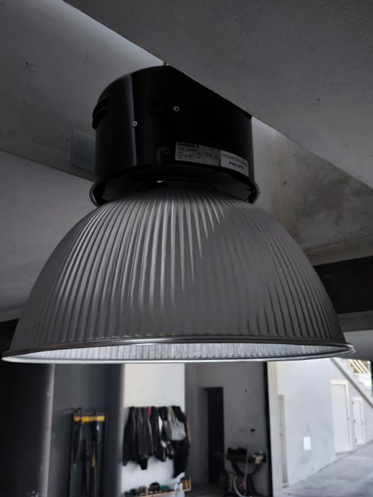 Candeeiro industrial