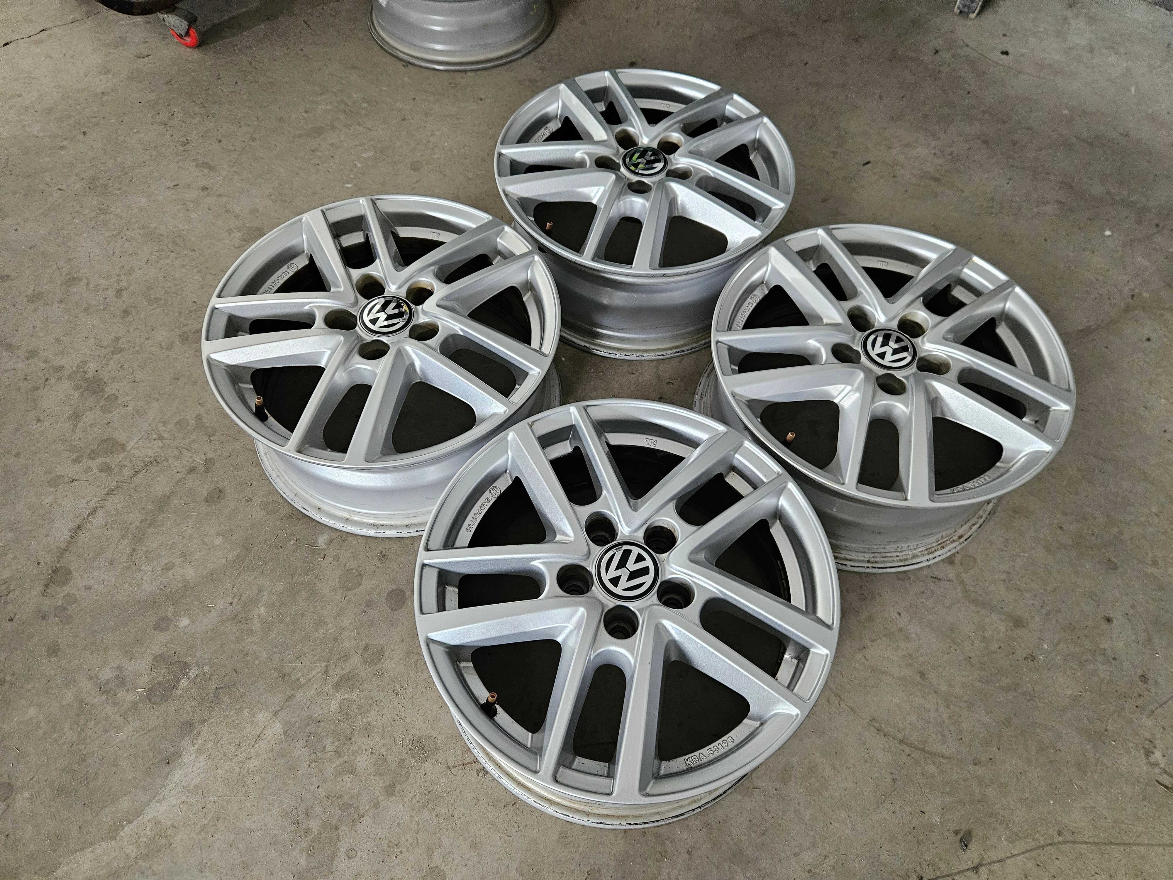 Alufelgi 16" 5x112 VW Passat B6 B7 B8 CC Golf VII Caddy Touran R-line
